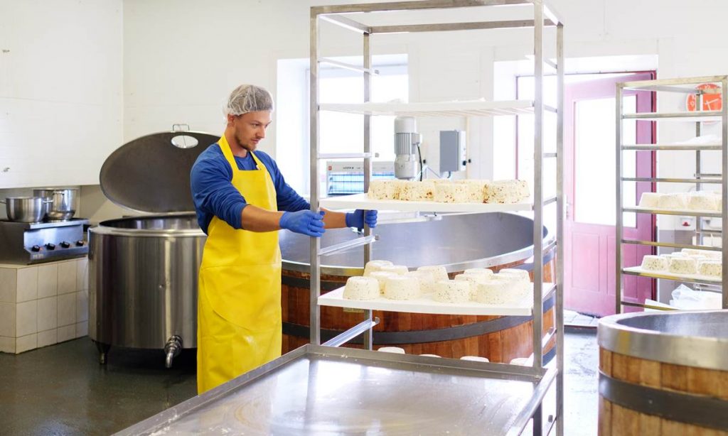 ¿Cuáles son las instancias de control en la industria de alimentos?